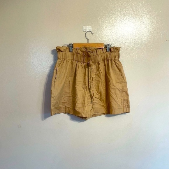 CI Sono Tan High Waisted Shorts - Picture 6 of 10